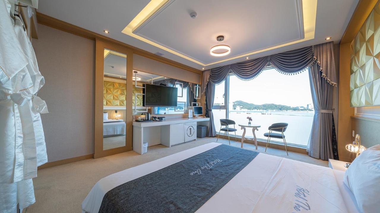 Hotel The One Yeosu Exteriör bild