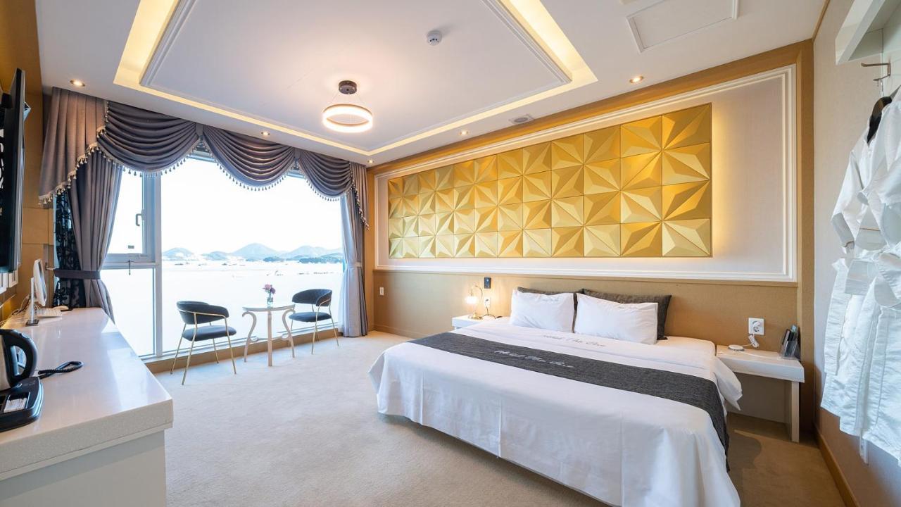 Hotel The One Yeosu Exteriör bild