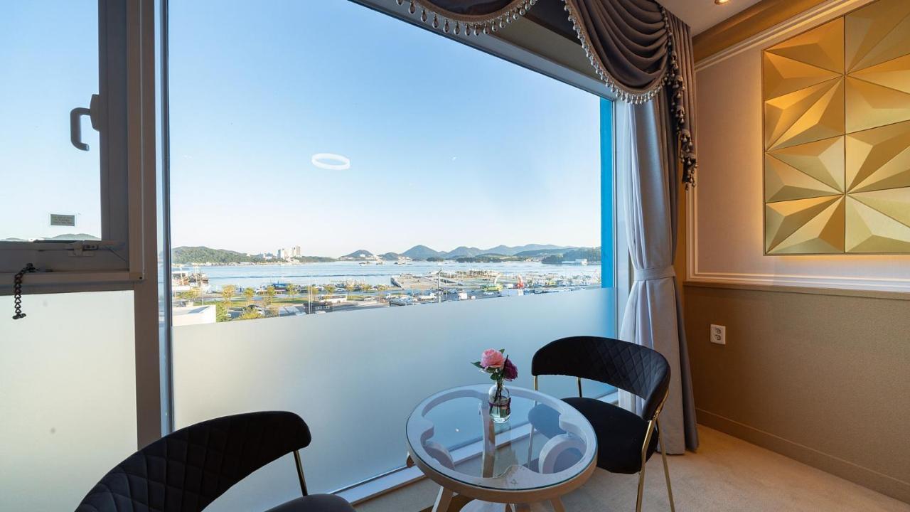 Hotel The One Yeosu Exteriör bild