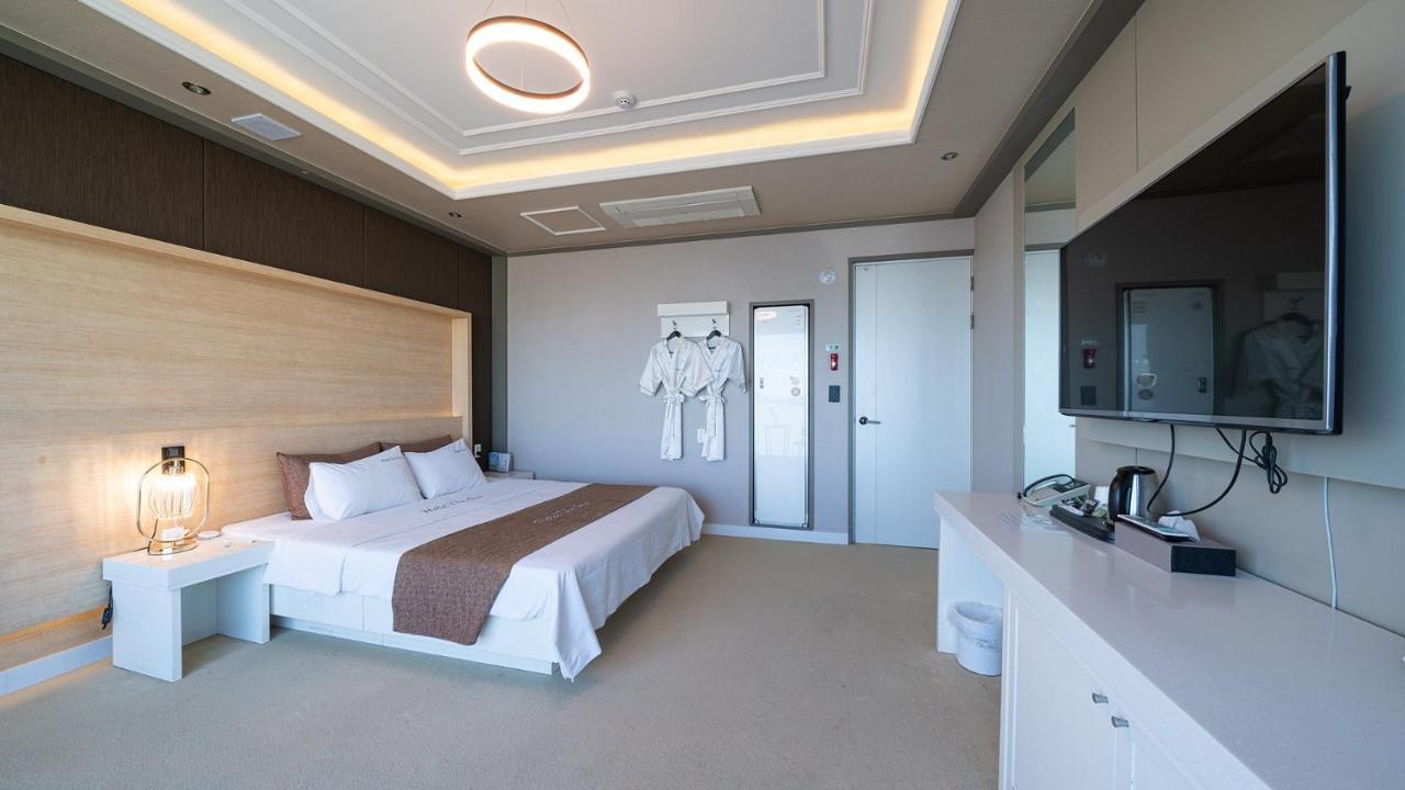 Hotel The One Yeosu Exteriör bild