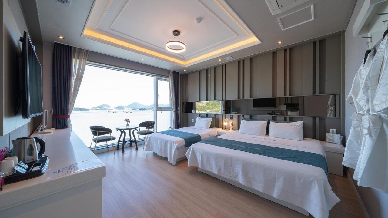 Hotel The One Yeosu Exteriör bild