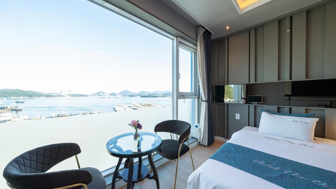 Hotel The One Yeosu Exteriör bild